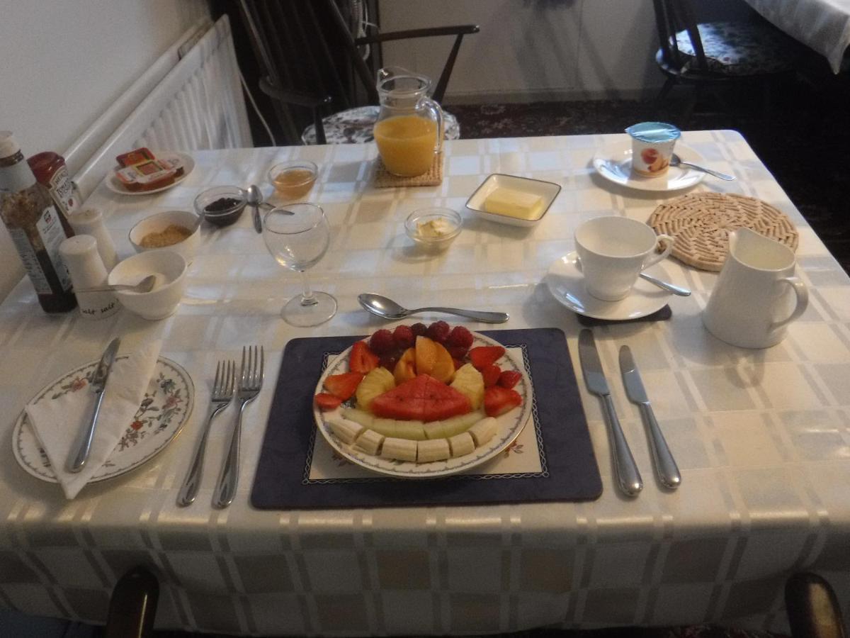 Morawel Bed & Breakfast Fishguard Eksteriør bilde
