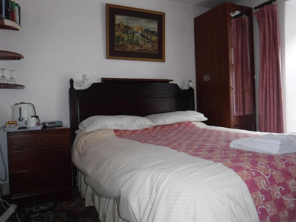 Morawel Bed & Breakfast Fishguard Eksteriør bilde